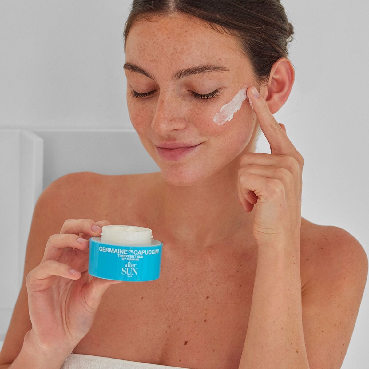 After Sun Facial​ Icy Pleasure | Germaine de Capuccini