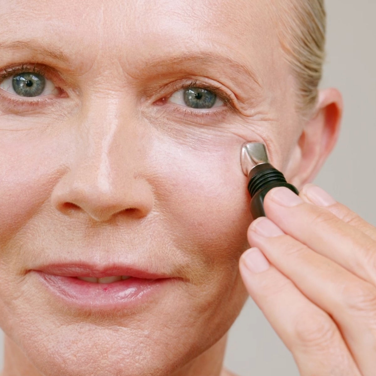 Contorno de ojos: cómo elegir el tratamiento ideal según tu necesidad